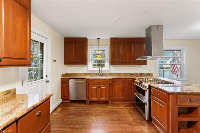 1130 Ebert Street, Winston-salem, NC 27103