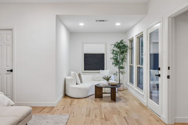 9531 Hilldale Drive, Dallas, TX 75231