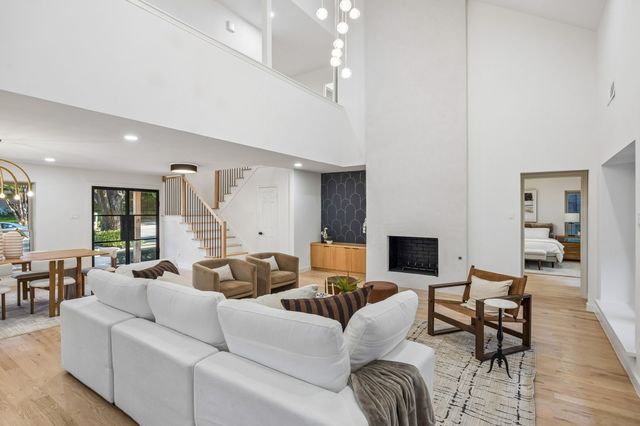 9531 Hilldale Drive, Dallas, TX 75231
