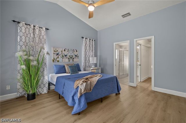 194 Wickliffe DR, Naples, FL 34110