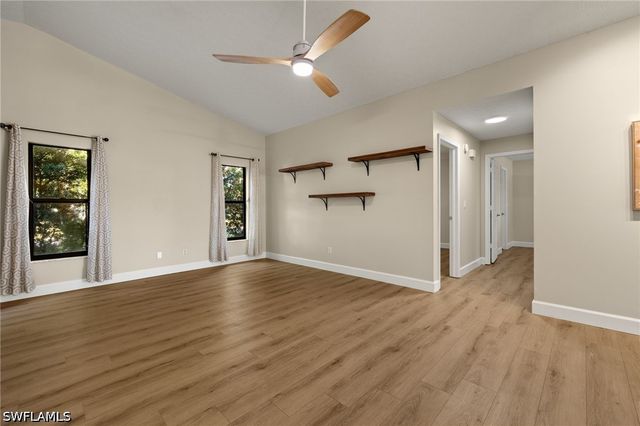 194 Wickliffe DR, Naples, FL 34110