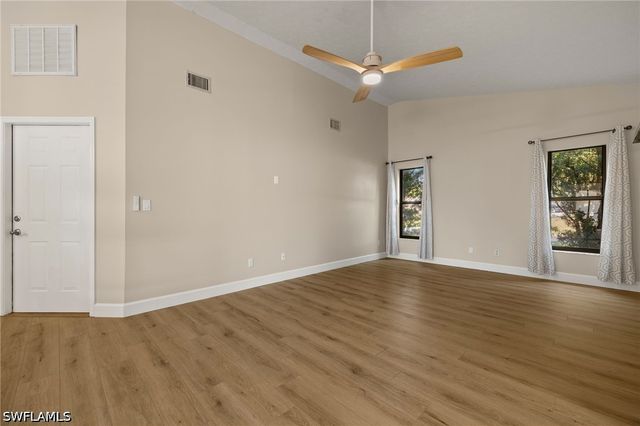 194 Wickliffe DR, Naples, FL 34110