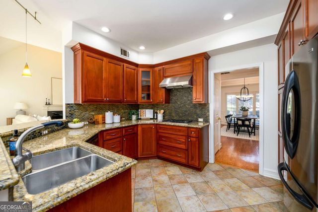 1560 Oak Park Cove, Decatur, GA 30033