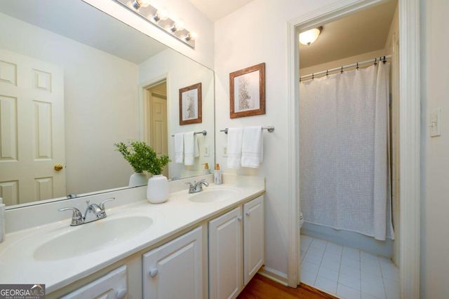 1560 Oak Park Cove, Decatur, GA 30033