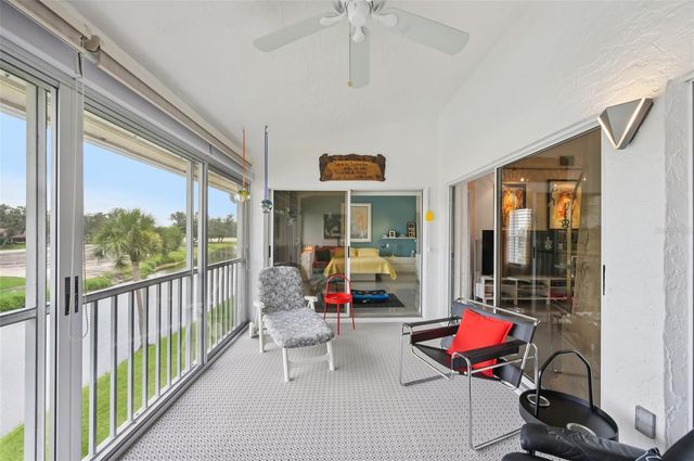 5588 GOLF POINTE DRIVE 1, Sarasota, FL 34243