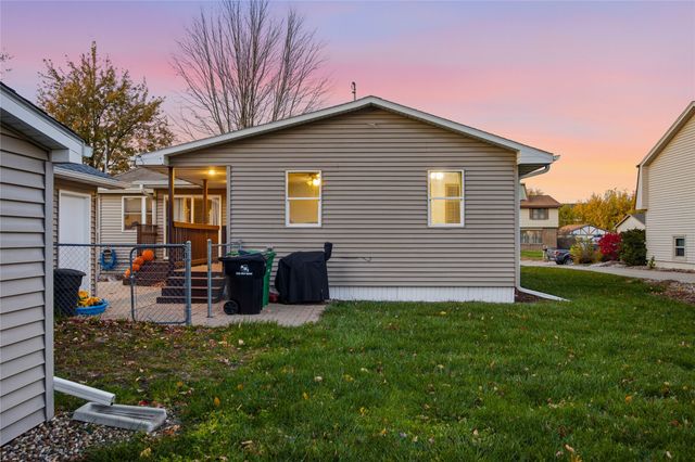 205 NE 9th Street, Ankeny, IA 50021