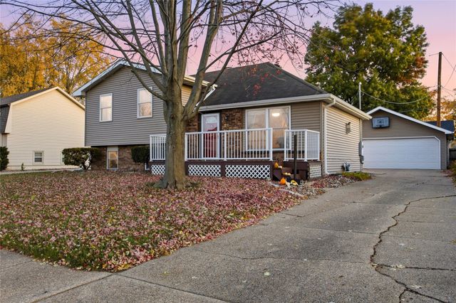 205 NE 9th Street, Ankeny, IA 50021