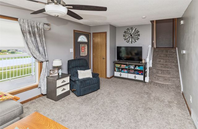 205 NE 9th Street, Ankeny, IA 50021