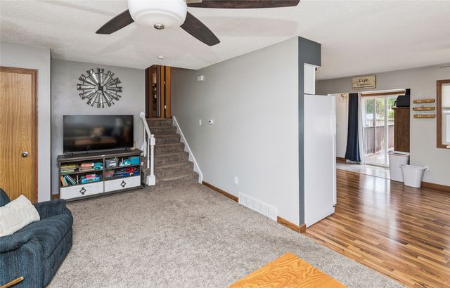 205 NE 9th Street, Ankeny, IA 50021