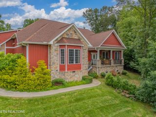 135 Chanusi Way, Loudon, TN 37774
