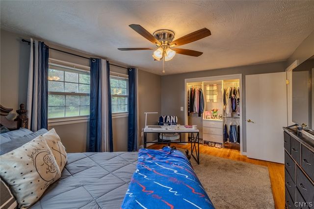 4940 Crestwood Lane, Onondaga, NY 13215