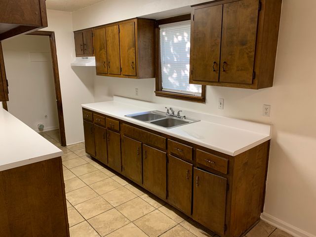 1941 CLIFTON AVE, Memphis, TN 38127