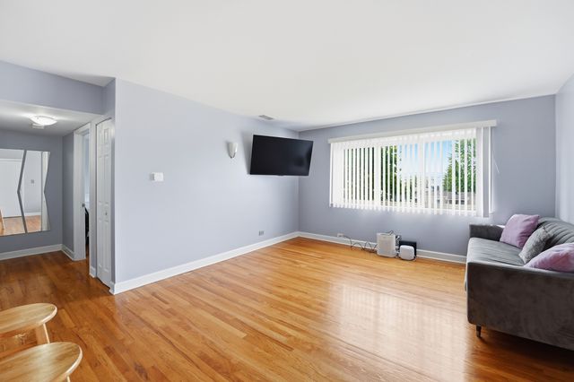 3846 25th Avenue 6, Schiller Park, IL 60176