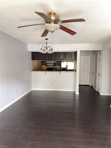 14 Tamarisk Quay Unit 14D, Hampton, VA 23666
