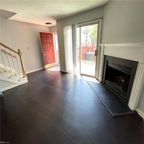 14 Tamarisk Quay Unit 14D, Hampton, VA 23666