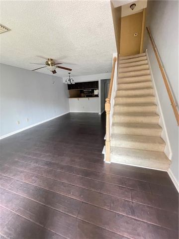 14 Tamarisk Quay Unit 14D, Hampton, VA 23666