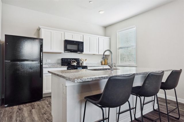 520-1304B Powell Drive, Leander, TX 78641