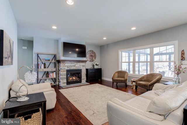 65 WESTTOWN THORNTON RD, West Chester, PA 19382