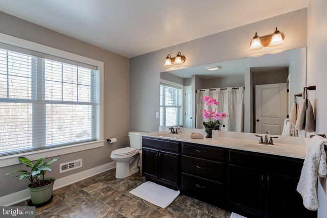 65 WESTTOWN THORNTON RD, West Chester, PA 19382