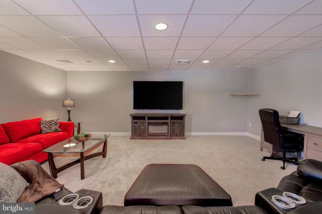 65 WESTTOWN THORNTON RD, West Chester, PA 19382