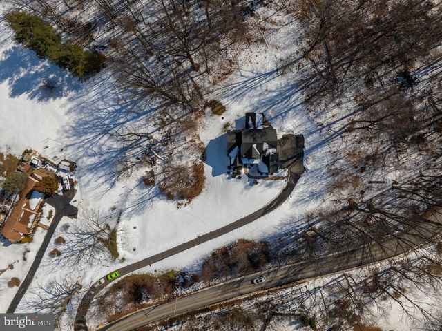 65 WESTTOWN THORNTON RD, West Chester, PA 19382