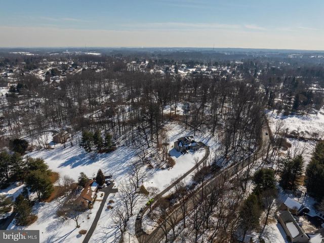 65 WESTTOWN THORNTON RD, West Chester, PA 19382