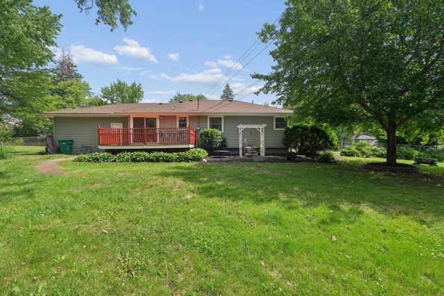 7813 53rd Avenue N, New Hope, MN 55428