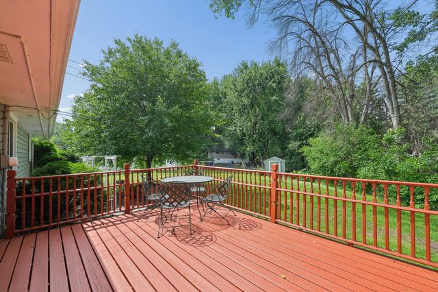 7813 53rd Avenue N, New Hope, MN 55428