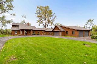 340 LAKE ROAD, Menasha, WI 54952