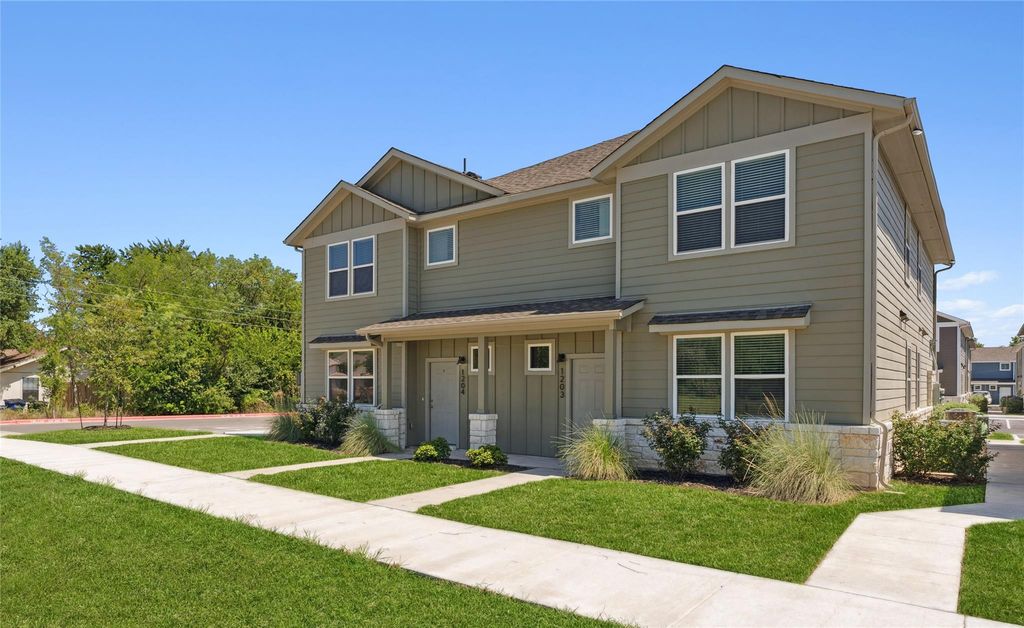 520-1402B Powell Drive, Leander, TX 78641