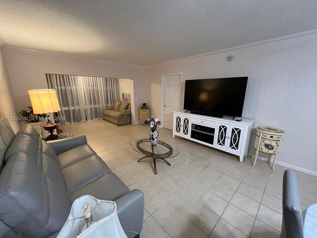 1501 S Ocean Blvd 211, Lauderdale By The Sea, FL 33062