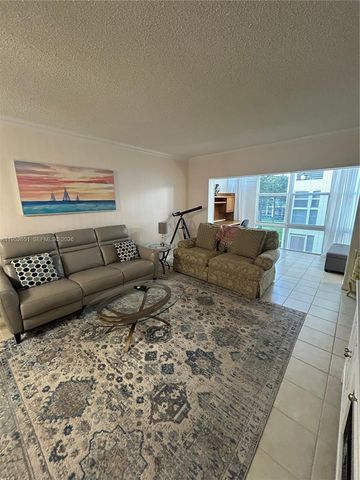 1501 S Ocean Blvd 211, Lauderdale By The Sea, FL 33062