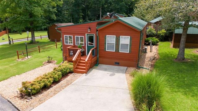 19 Wapiti Lane, Cleveland, GA 30528