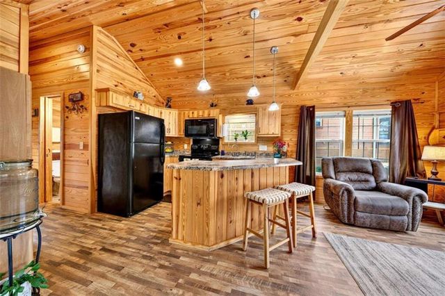 19 Wapiti Lane, Cleveland, GA 30528