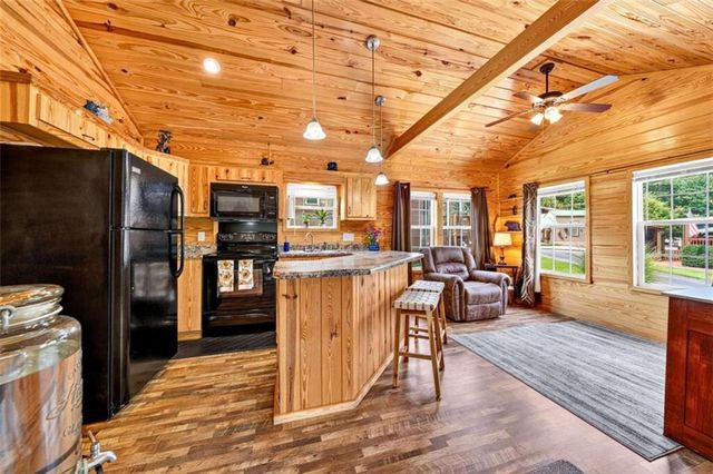 19 Wapiti Lane, Cleveland, GA 30528