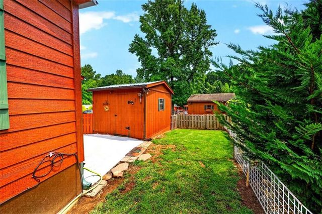 19 Wapiti Lane, Cleveland, GA 30528