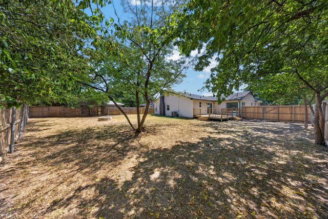 3558 South Drive, Fort Worth, TX 76109