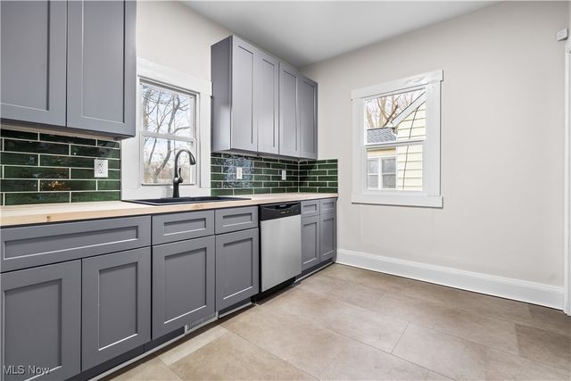 3639 Randolph Road, Cleveland Heights, OH 44121