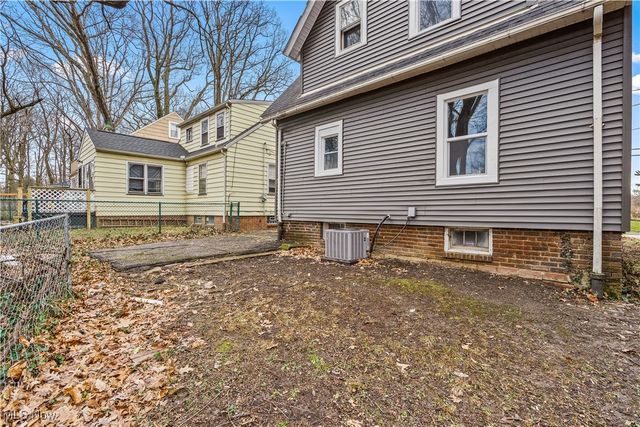 3639 Randolph Road, Cleveland Heights, OH 44121