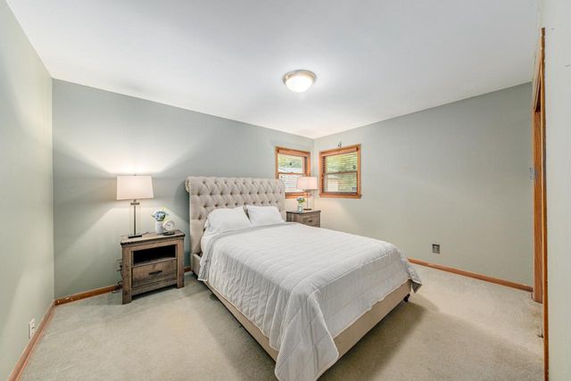 4212 N 95th STREET, Wauwatosa, WI 53222