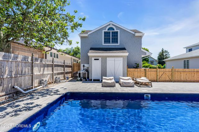 217 Howe Street, Point Pleasant, NJ 08742