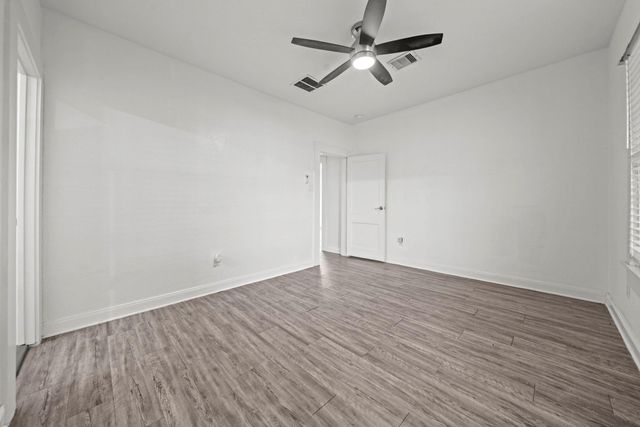 5711 Sherman Street, Houston, TX 77011