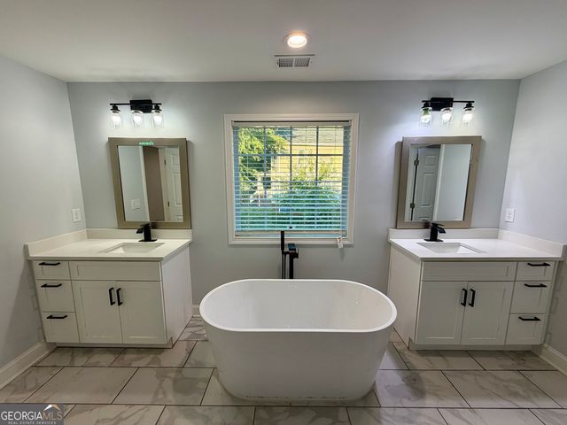 74 SW Joseph E Lowery Boulevard, Atlanta, GA 30314