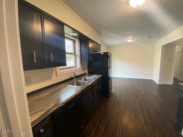 11 Stratford Place, Gulfport, MS 39503