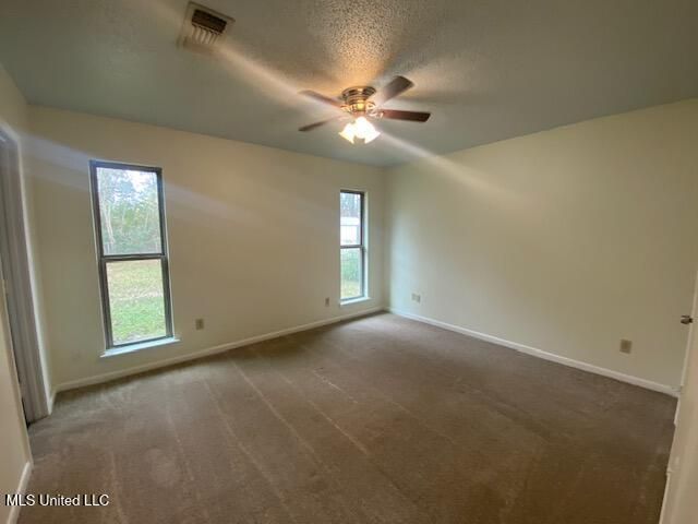 11 Stratford Place, Gulfport, MS 39503