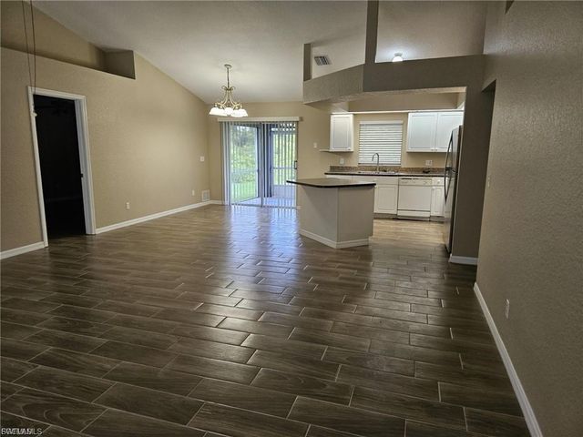 861 Chantilly ST E, Lehigh Acres, FL 33974