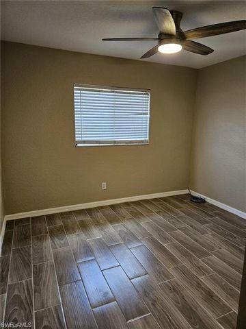 861 Chantilly ST E, Lehigh Acres, FL 33974