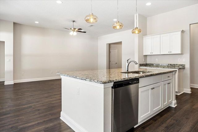 9586 Creets Landing Drive CL07, Navarre, FL 32566