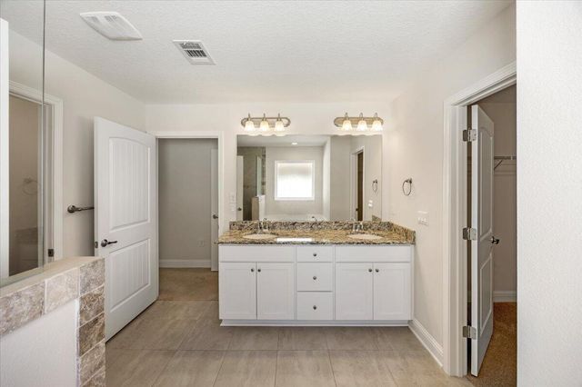 9586 Creets Landing Drive CL07, Navarre, FL 32566