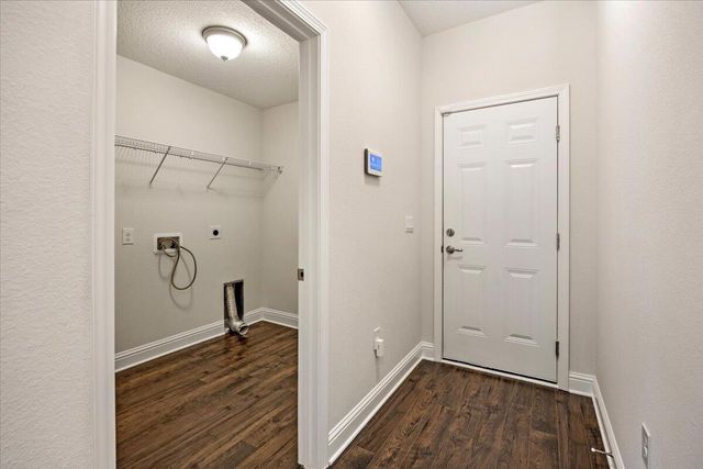 9586 Creets Landing Drive CL07, Navarre, FL 32566